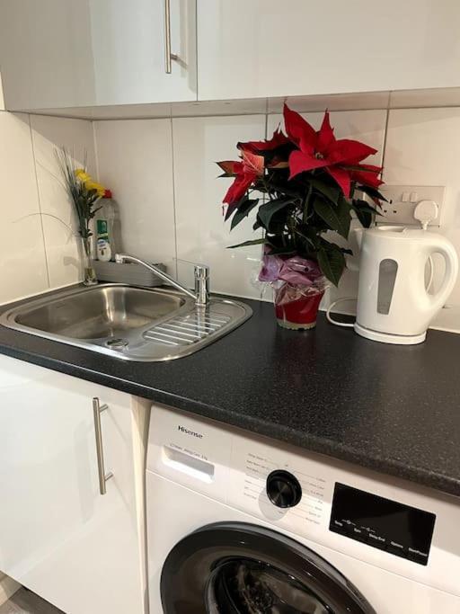 Lovely Flat In Heart Of Londres Extérieur photo